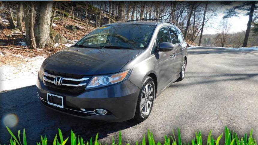 2014 Honda Odyssey Touring — Minivan — 121,895 mi — Peekskill, NY