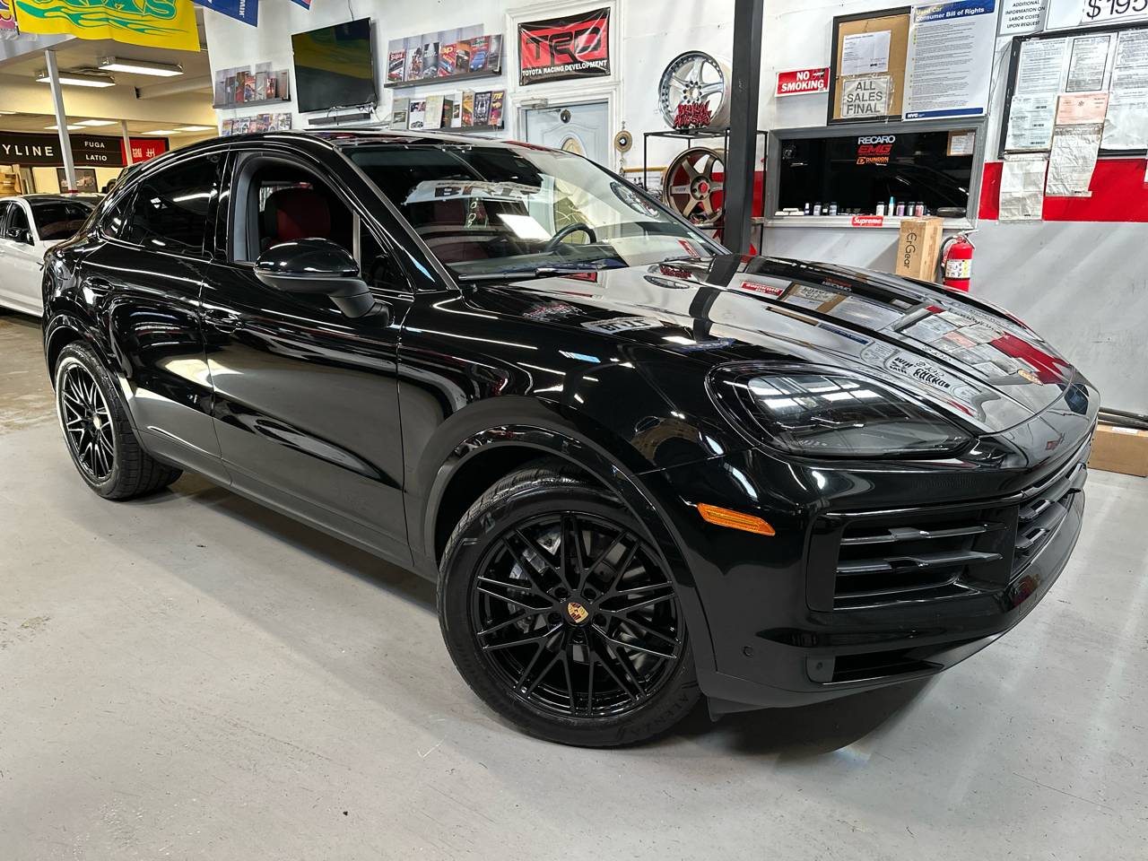 2024 Porsche Cayenne Cayenne — SUV — 24,257 mi — Staten Island, NY