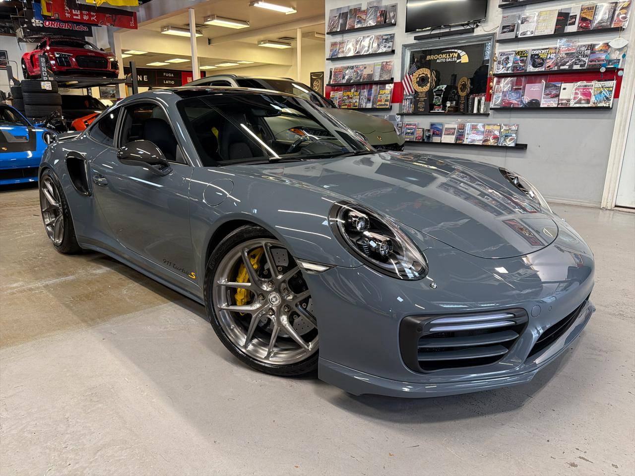 2017 Porsche 911 Turbo S