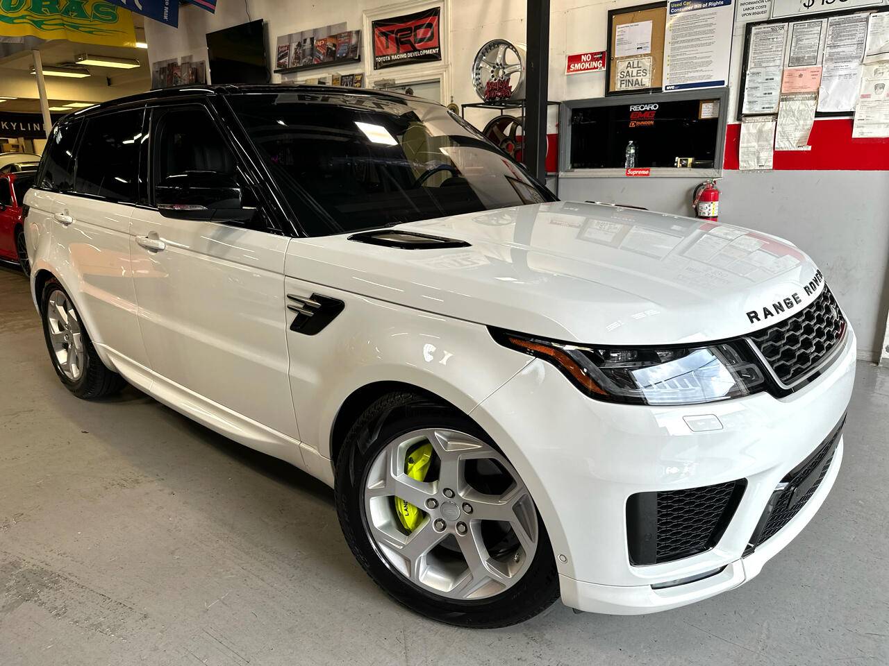 2020 Land Rover Range Rover Sport HSE — SUV — 32,070 mi — Staten Island, NY