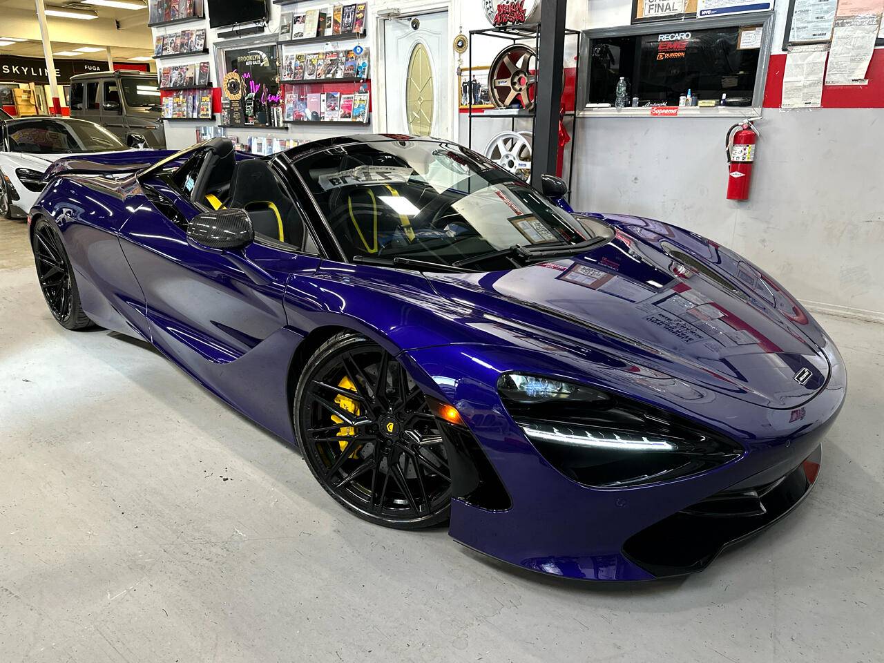 2023 McLaren 720S