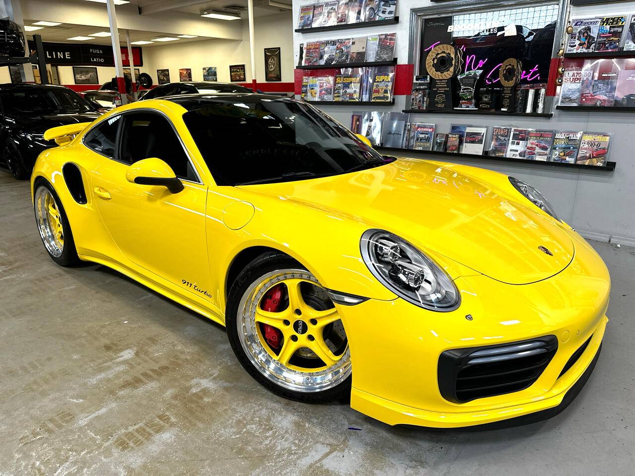 2017 Porsche 911 Turbo — Coupe — 27,910 mi — Staten Island, NY