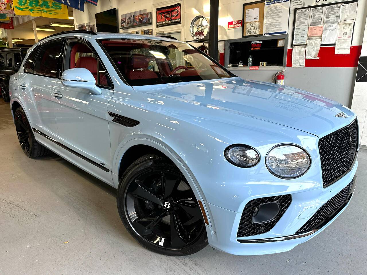 2022 Bentley Bentayga V8