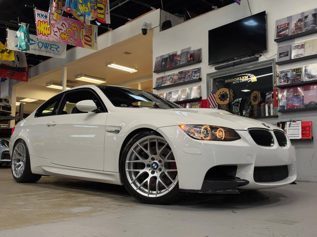 2011 BMW M3 Standard