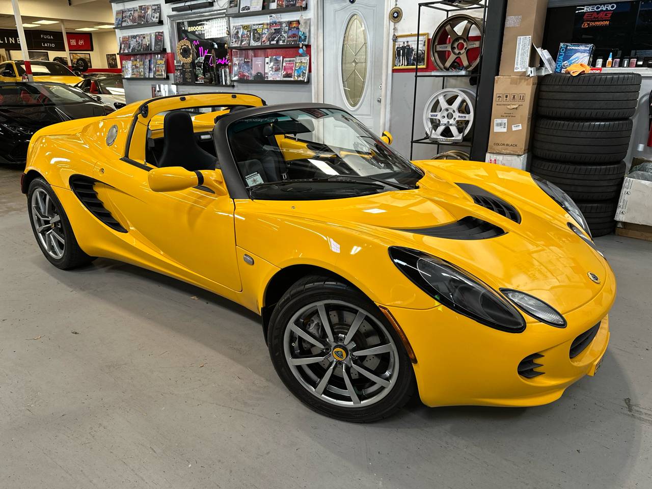 2005 Lotus Elise