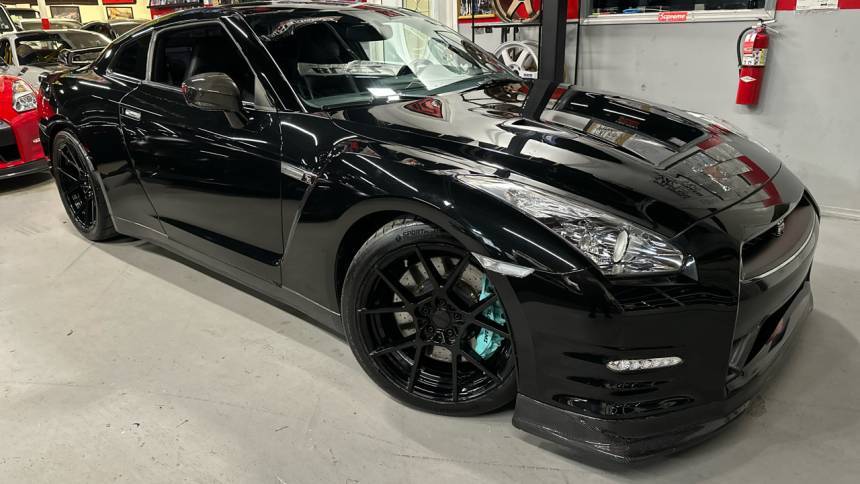 2013 Nissan GT-R Premium — Coupe — 48,654 mi — Staten Island, NY