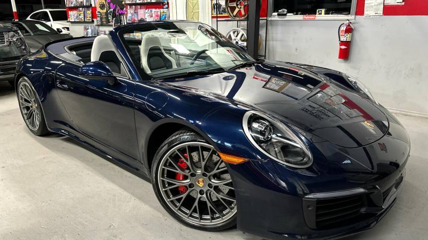 2018 Porsche 911 Carrera 4S