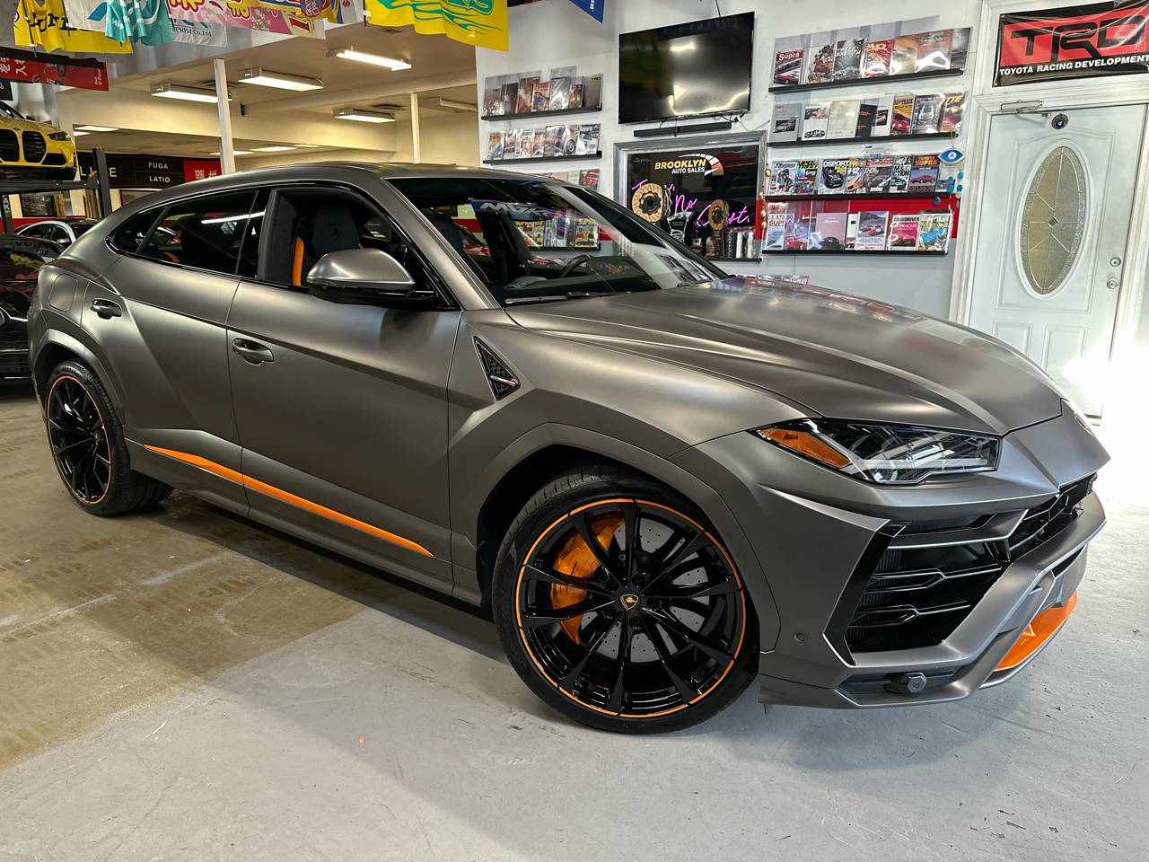 2022 Lamborghini Urus Standard — SUV — 12,892 mi — Staten Island, NY