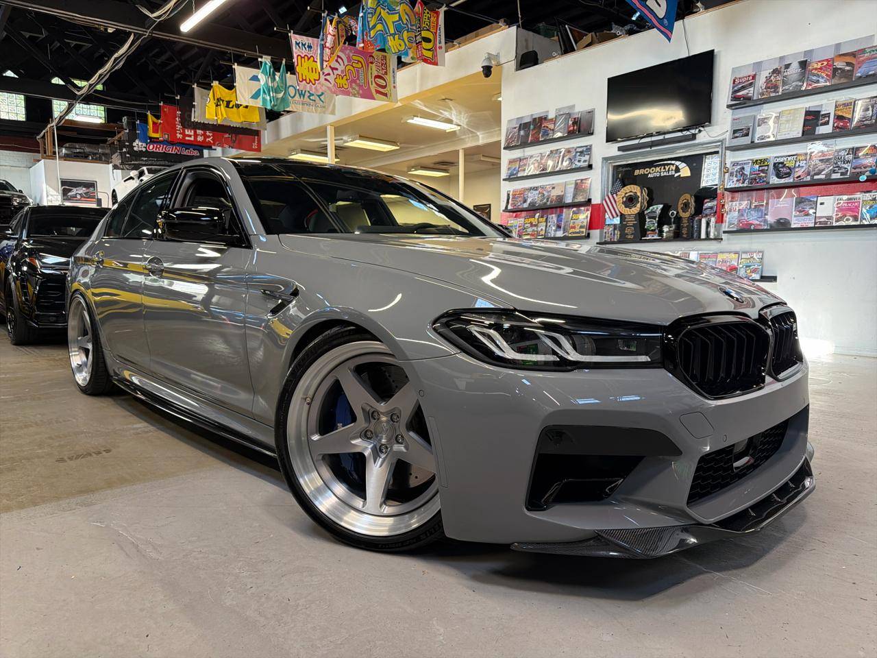 2022 BMW M5 Standard
