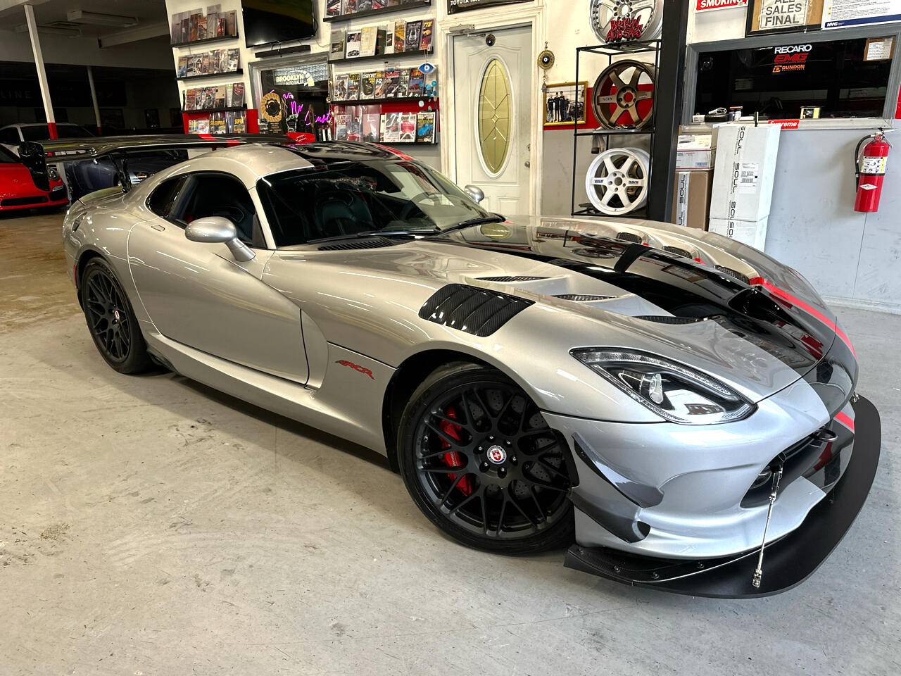 2016 Dodge Viper GTC — Coupe — 11,567 mi — Staten Island, NY