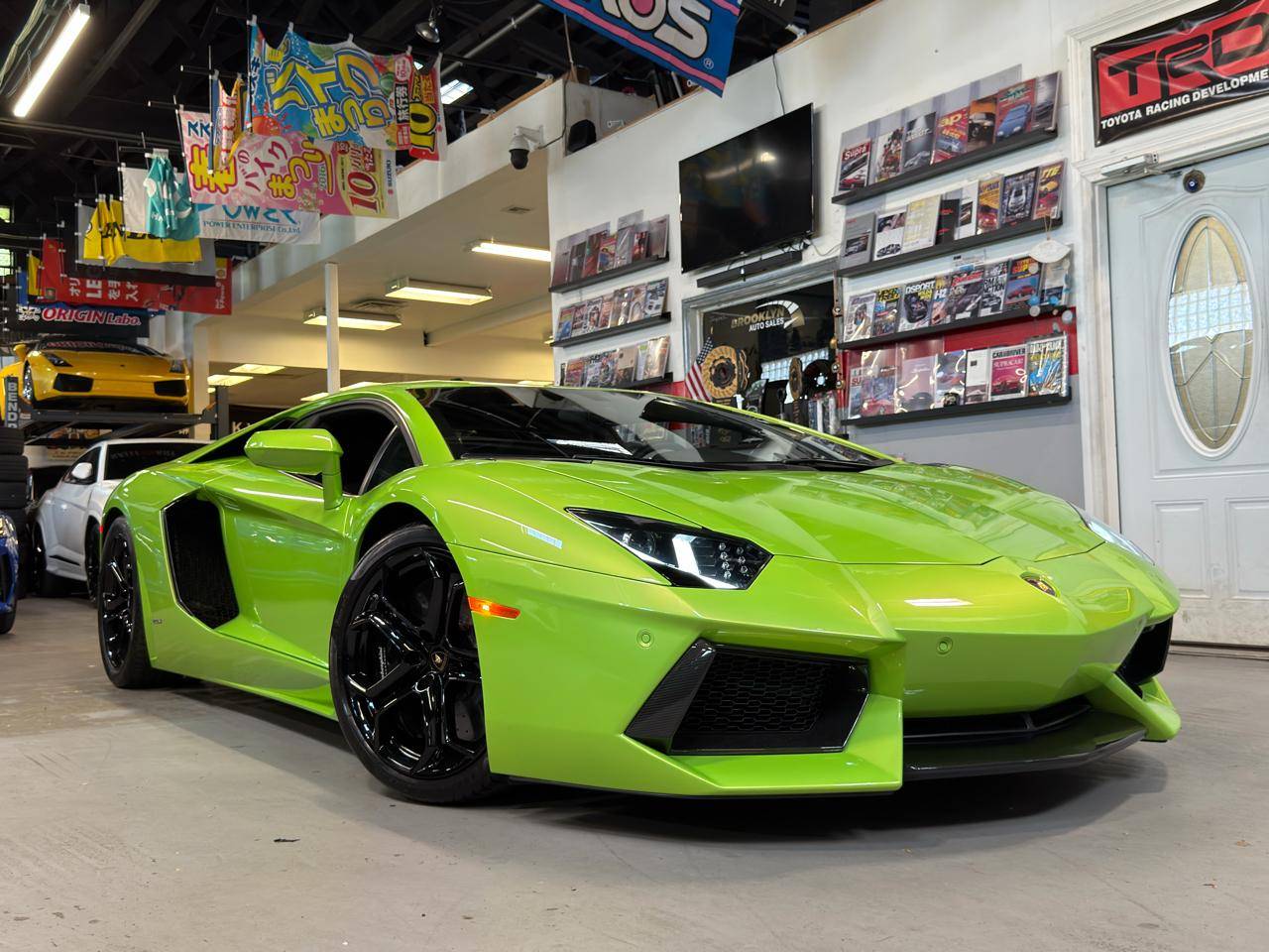 2013 Lamborghini Aventador Standard — Coupe — 5,650 mi — Staten Island, NY