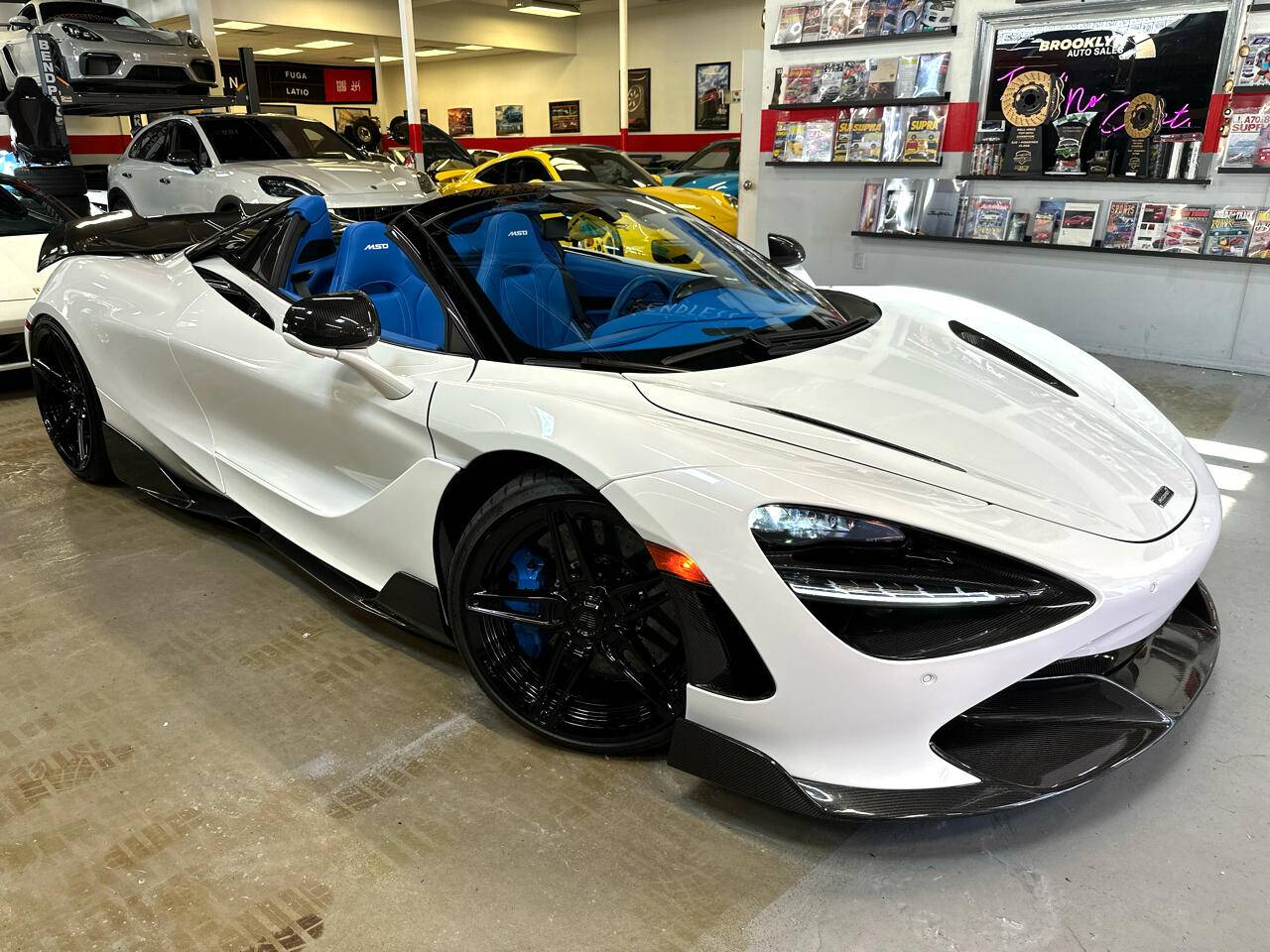 2022 McLaren 720S