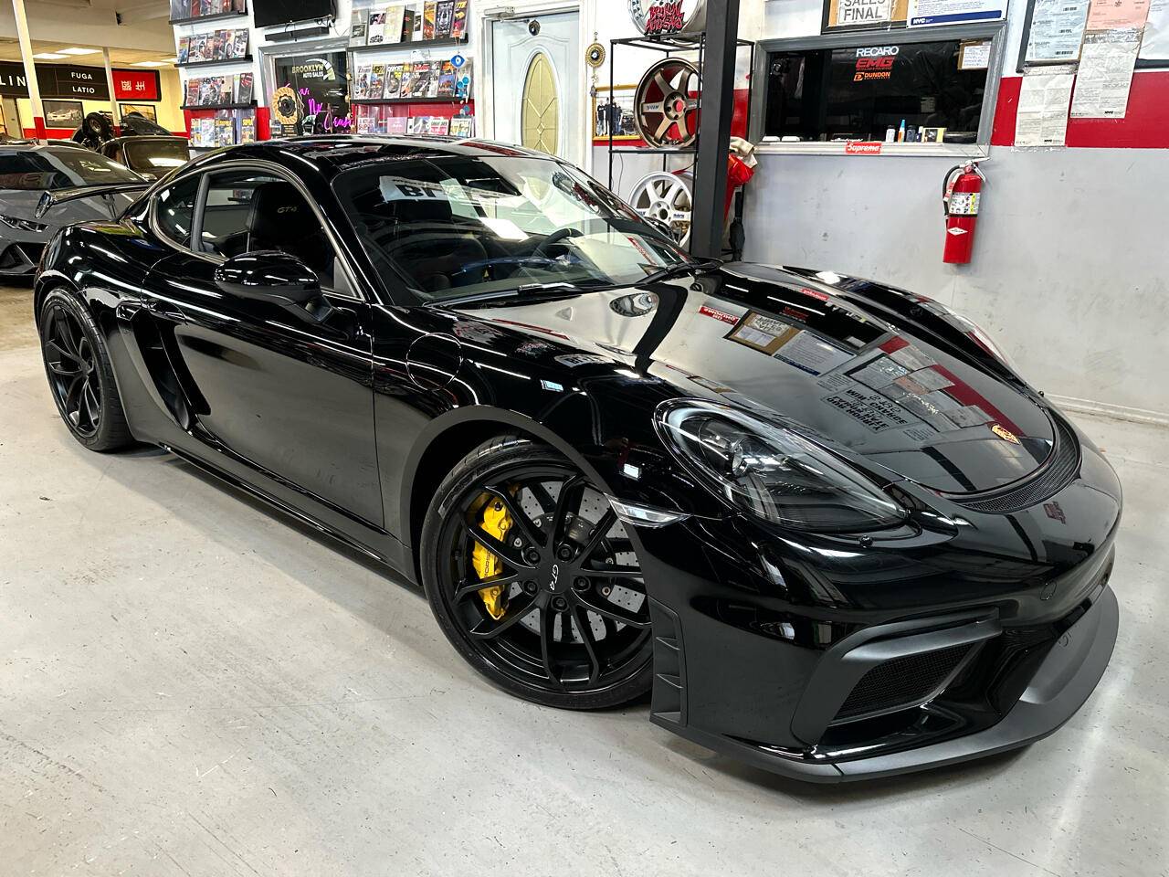 2020 Porsche 718 Cayman GT4 — Coupe — 3,221 mi — Staten Island, NY