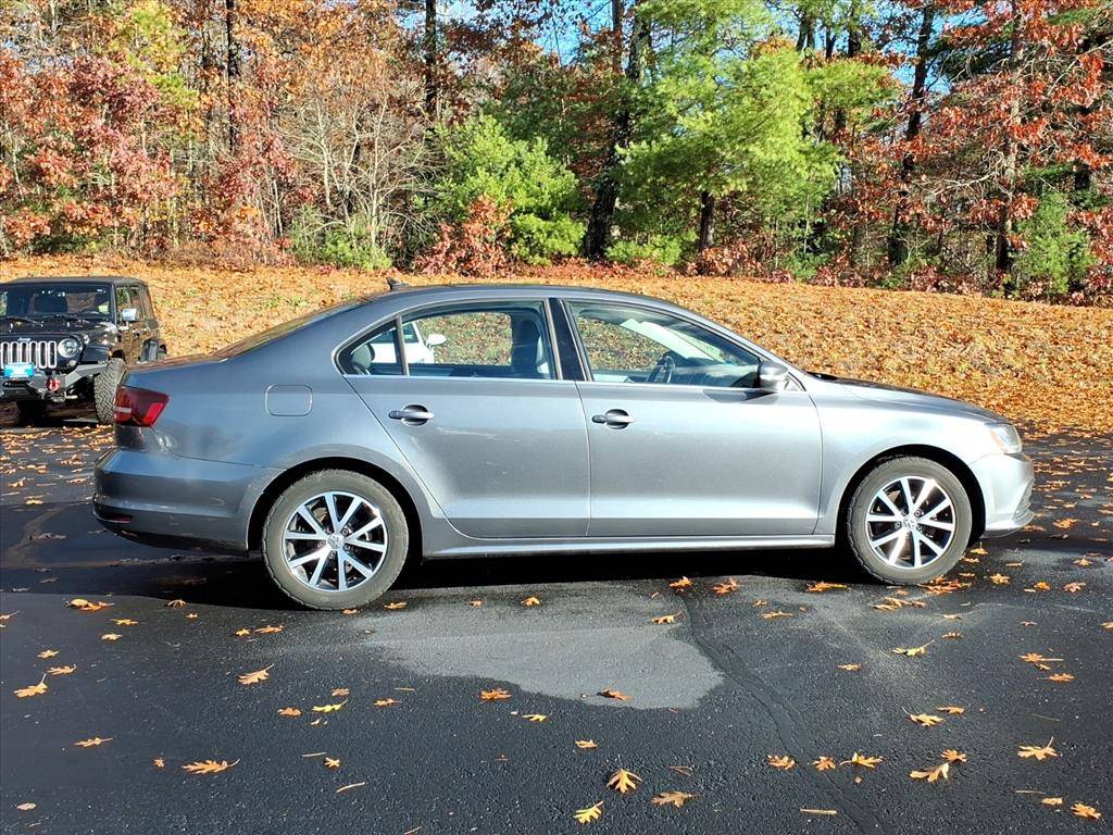 2017 Volkswagen Jetta 1.4T SE — Sedan — 89,805 mi — South Berwick, ME