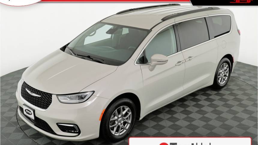 2021 Chrysler Pacifica Touring — Minivan — 86,203 mi — Tyngsboro, MA