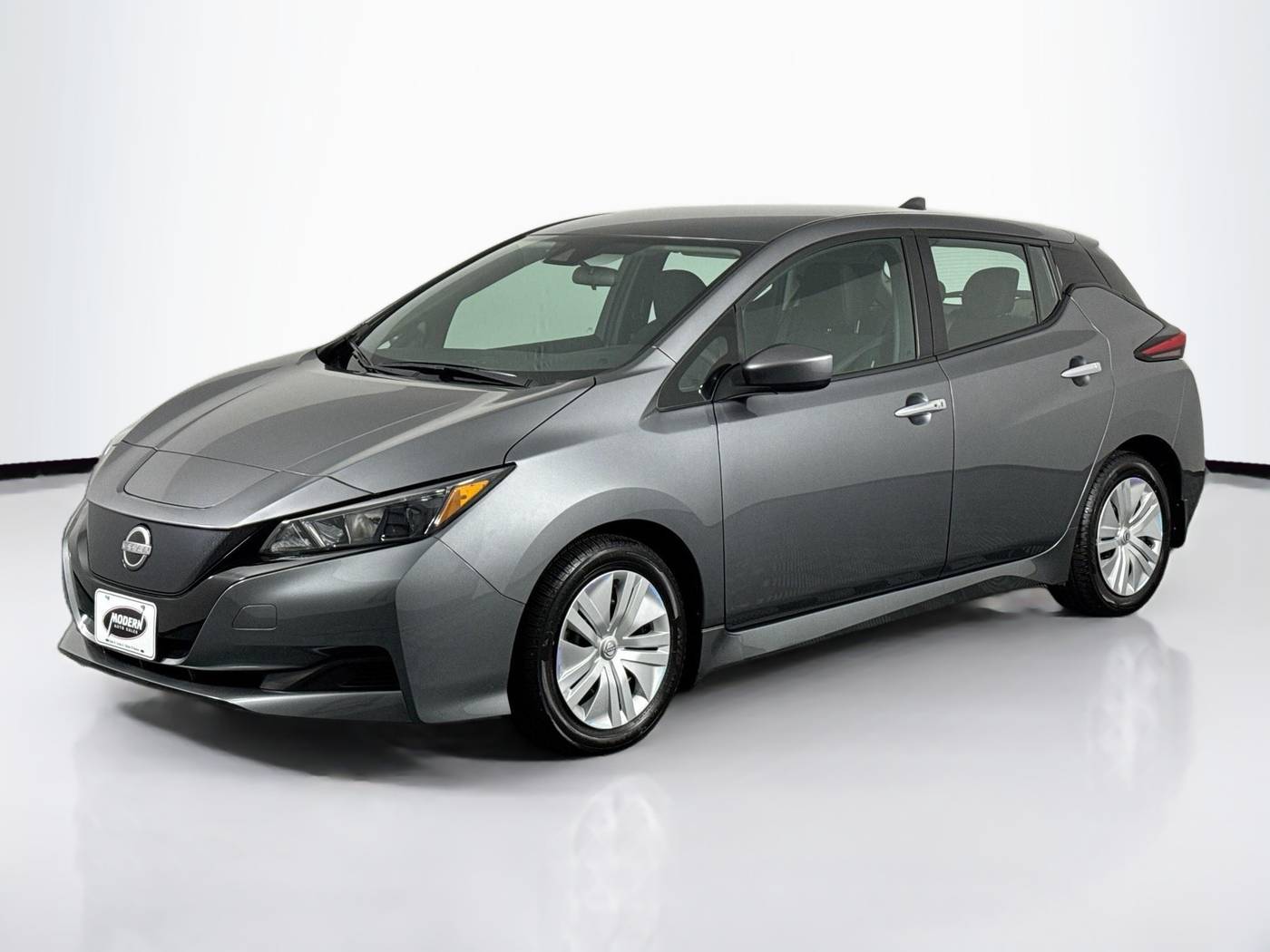 2023 Nissan LEAF S — Hatchback — 23,918 mi — Tyngsboro, MA