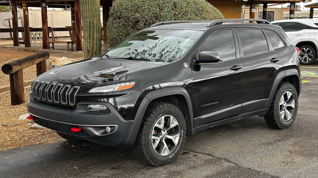 2016 Jeep Cherokee Trailhawk — SUV — 76,026 mi — Queen Creek, AZ