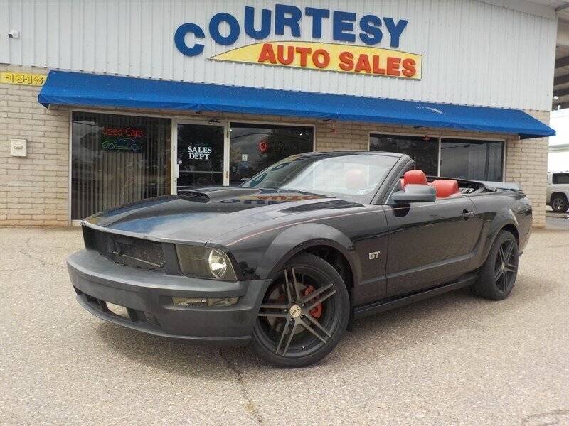 2008 Ford Mustang GT Premium — Convertible — 109,705 mi — Cottonwood, AZ