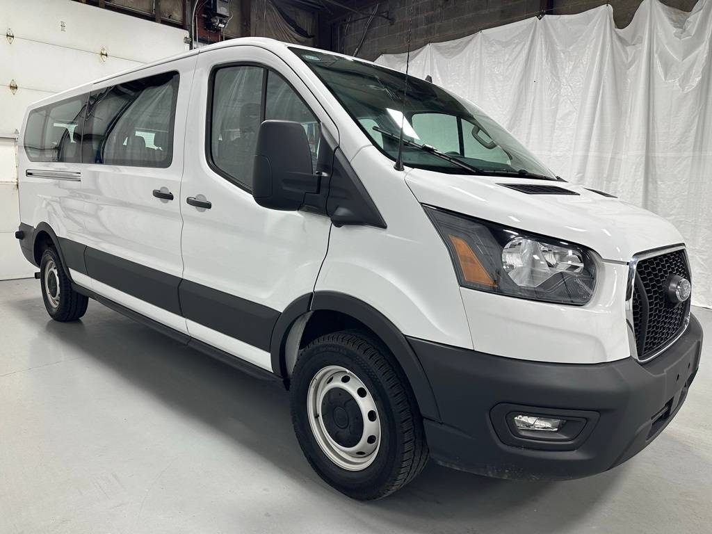 2024 Ford Transit Passenger Wagon T-350 XL — Passenger Van — 20,105 mi — Middletown, PA