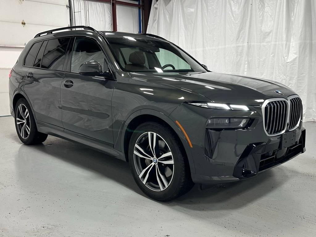 2025 BMW X7 40i — SUV — 4,750 mi — Middletown, PA