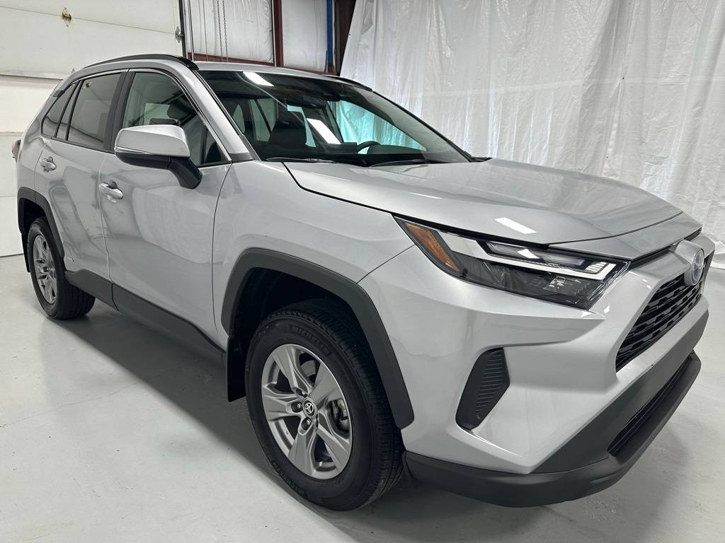2024 Toyota RAV4 Hybrid XLE — SUV — 32,993 mi — Middletown, PA