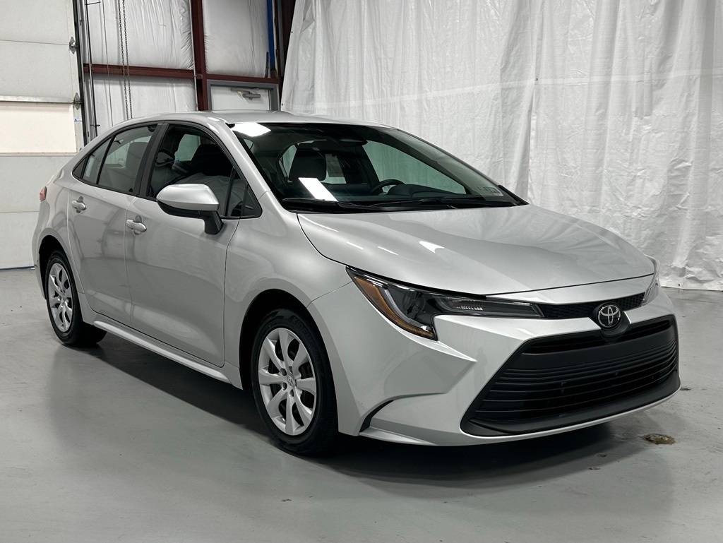 2024 Toyota Corolla LE — Sedan — 9,709 mi — Middletown, PA