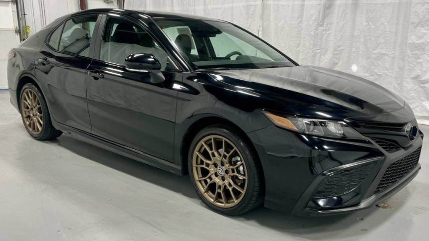 2024 Toyota Camry SE — Sedan — 18,024 mi — Middletown, PA