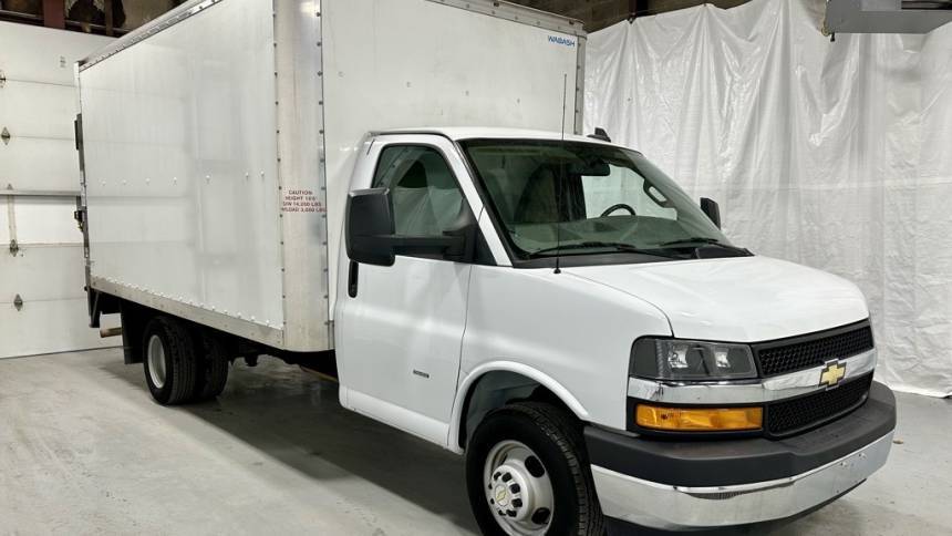 2022 Chevrolet Express Commercial Cutaway 3500 — Chassis Cab Truck — 32,688 mi — Middletown, PA
