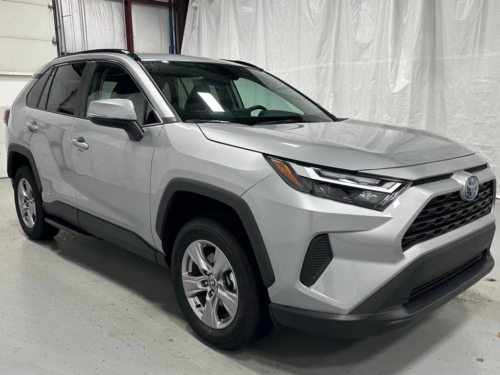 2024 Toyota RAV4 Hybrid XLE — SUV — 13,897 mi — Middletown, PA