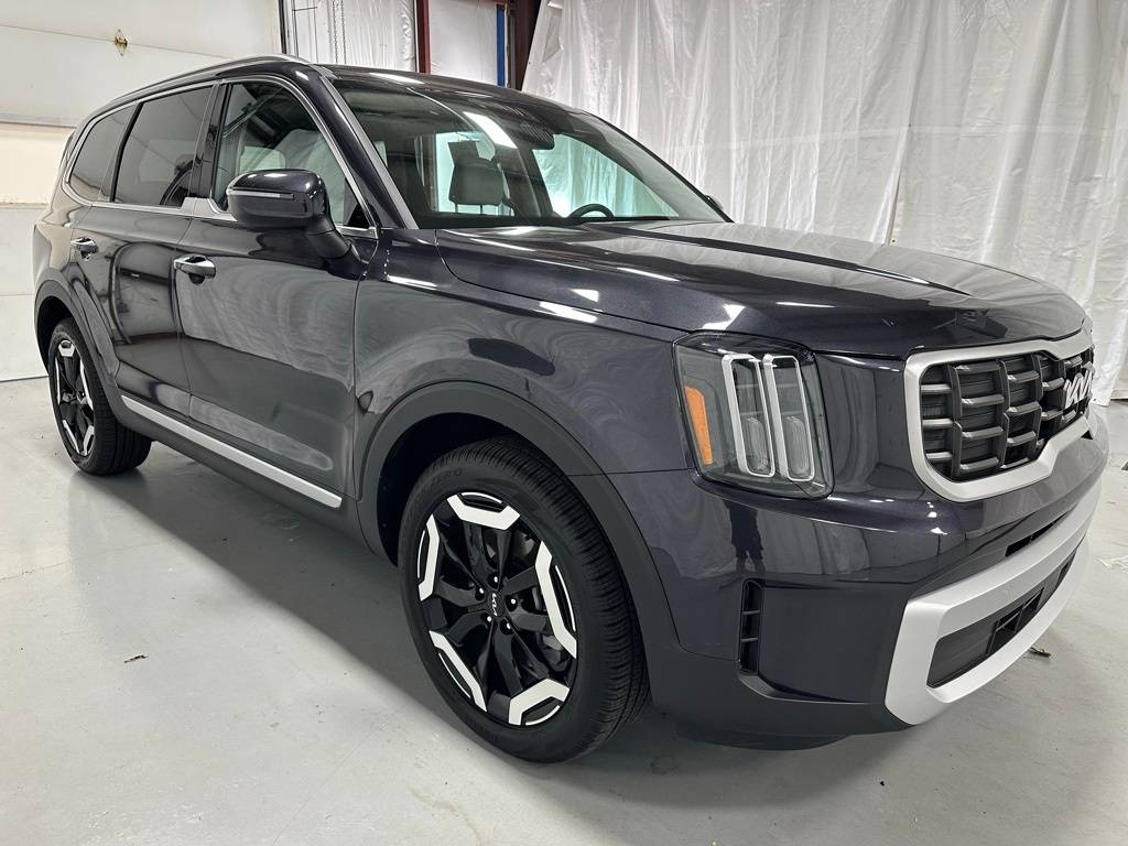 2025 Kia Telluride S — SUV — 10,558 mi — Middletown, PA