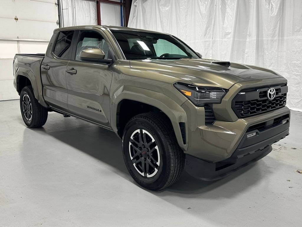 2024 Toyota Tacoma TRD Sport — Pickup Truck — 12,689 mi — Middletown, PA