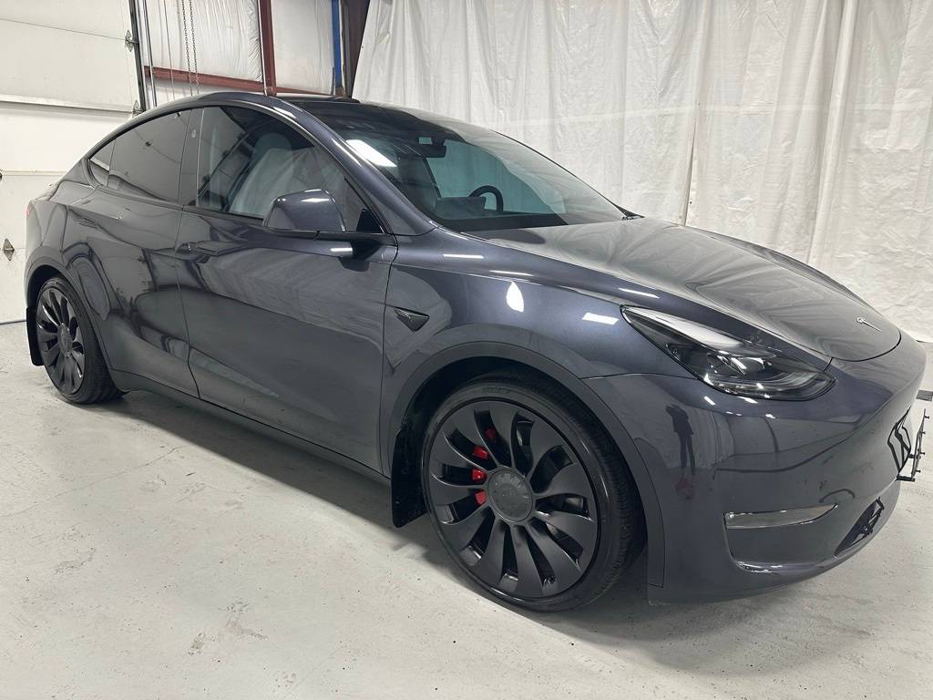 2024 Tesla Model Y Performance — SUV — 13,648 mi — Middletown, PA