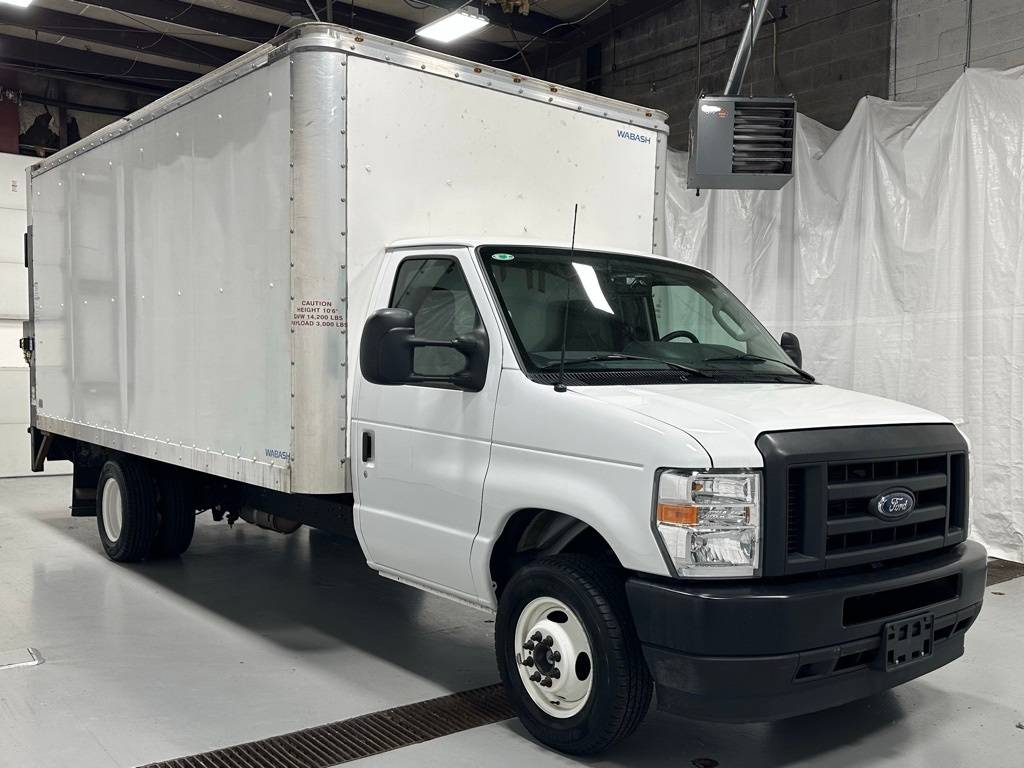 2024 Ford E-Series Cutaway Base — Chassis Cab Truck — 30,162 mi — Middletown, PA