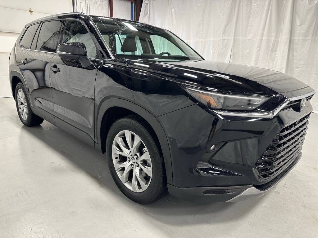 2025 Toyota Grand Highlander Limited — SUV — 17,063 mi — Middletown, PA