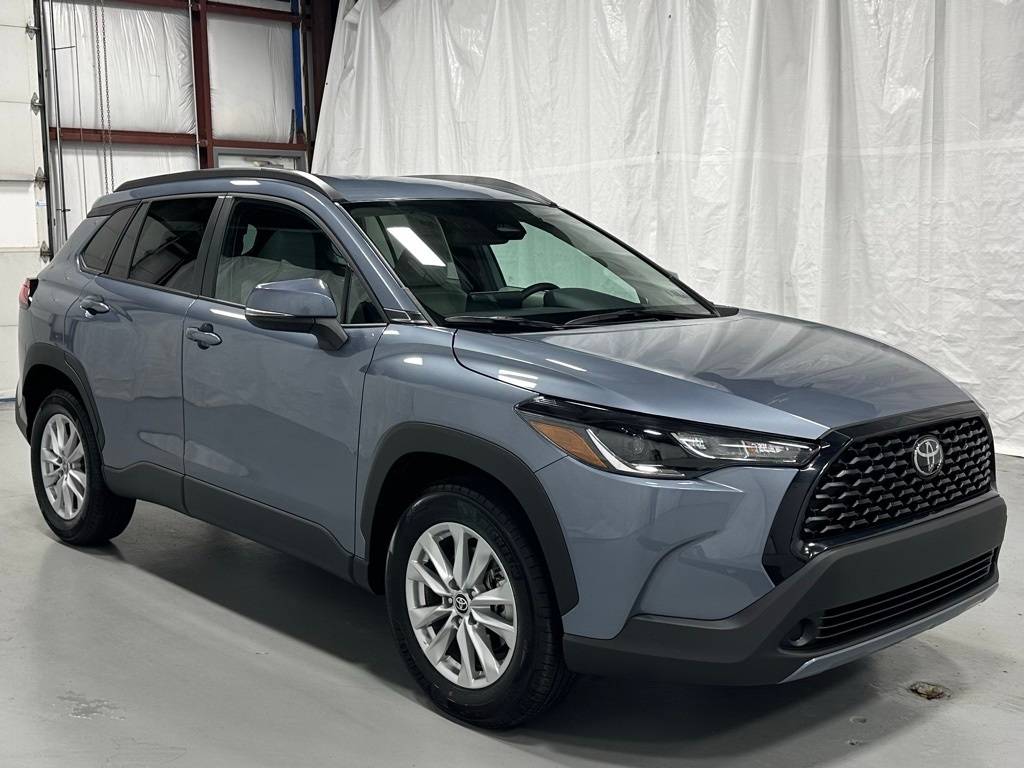 2024 Toyota Corolla Cross LE — SUV — 8,512 mi — Middletown, PA
