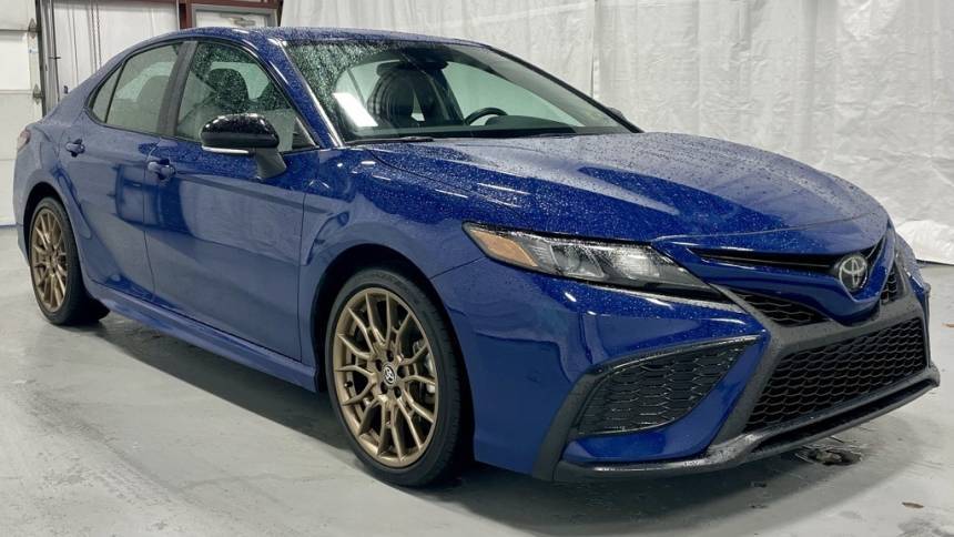 2024 Toyota Camry SE — Sedan — 15,921 mi — Middletown, PA