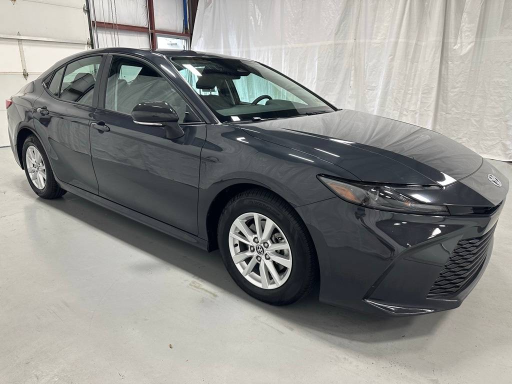 2025 Toyota Camry LE — Sedan — 19,024 mi — Middletown, PA