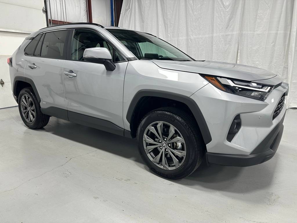 2024 Toyota RAV4 Hybrid XLE Premium — SUV — 13,909 mi — Middletown, PA
