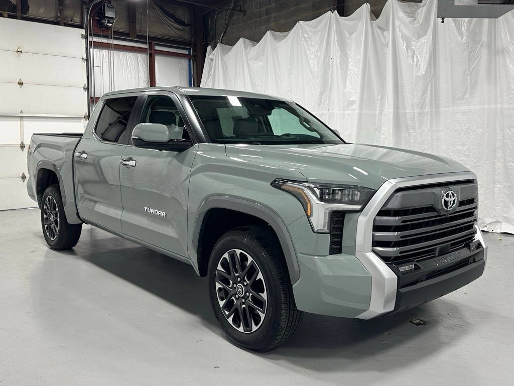 2024 Toyota Tundra Limited — Pickup Truck — 12,992 mi — Middletown, PA