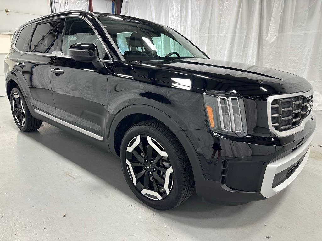 2025 Kia Telluride S — SUV — 14,992 mi — Middletown, PA