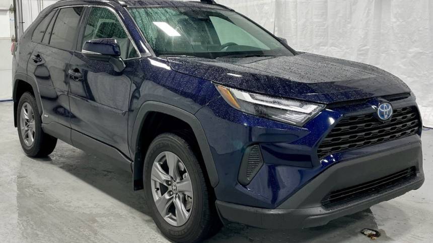 2024 Toyota RAV4 Hybrid XLE — SUV — 2,724 mi — Middletown, PA