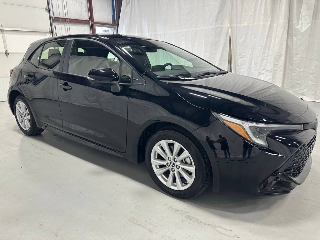 2025 Toyota Corolla Hatchback SE — Hatchback — 11,778 mi — Middletown, PA