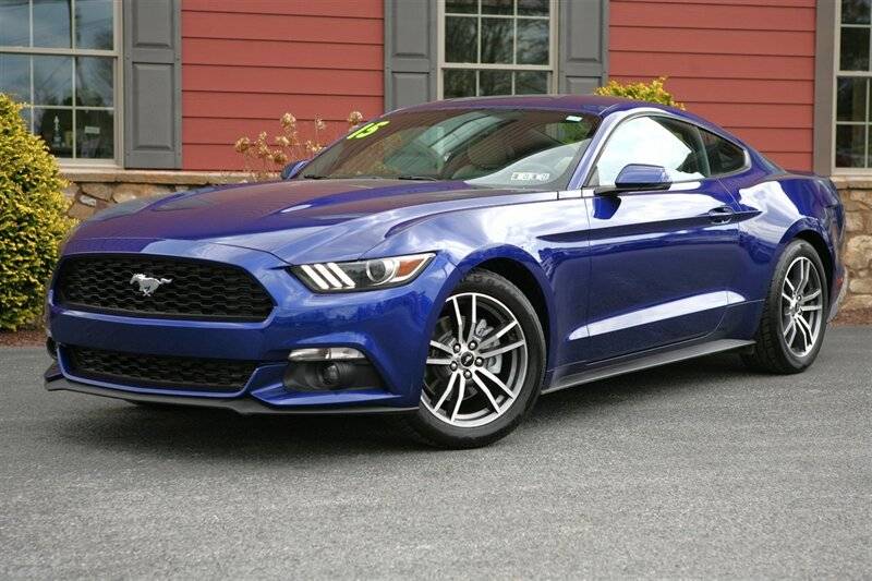 2015 Ford Mustang EcoBoost Premium — Coupe — 39,221 mi — Strasburg, PA