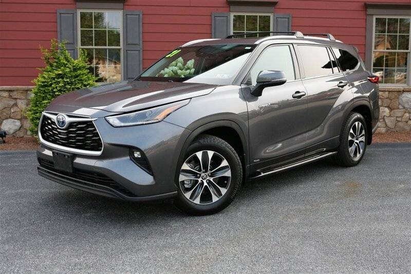 2021 Toyota Highlander Hybrid XLE — SUV — 93,385 mi — Strasburg, PA