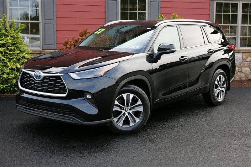 2022 Toyota Highlander Hybrid XLE — SUV — 51,417 mi — Strasburg, PA