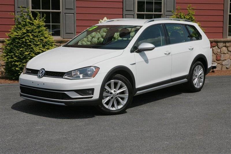 2017 Volkswagen Golf Alltrack S — Wagon — 72,976 mi — Strasburg, PA