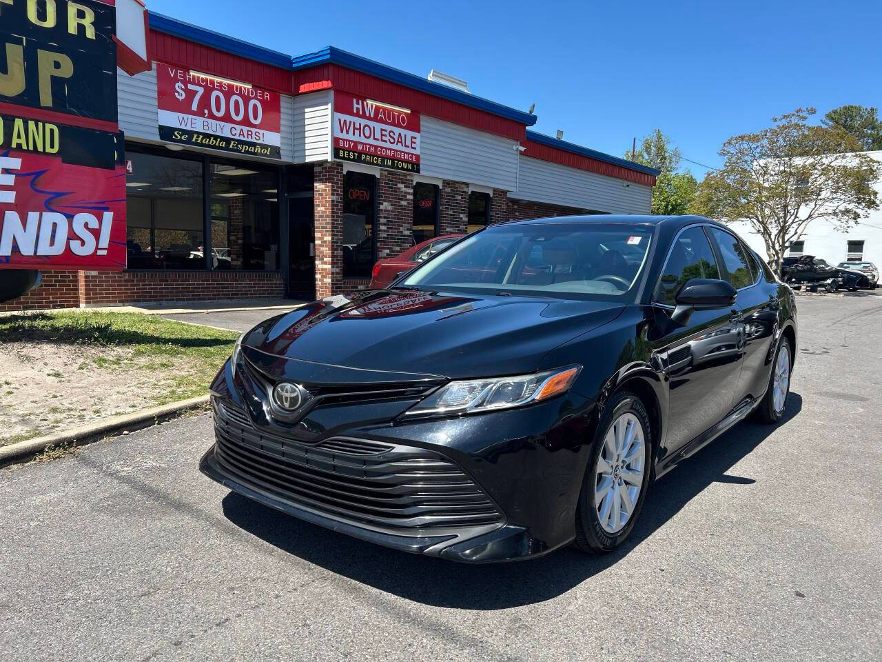 2019 Toyota Camry LE — Sedan — 136,679 mi — Norfolk, VA