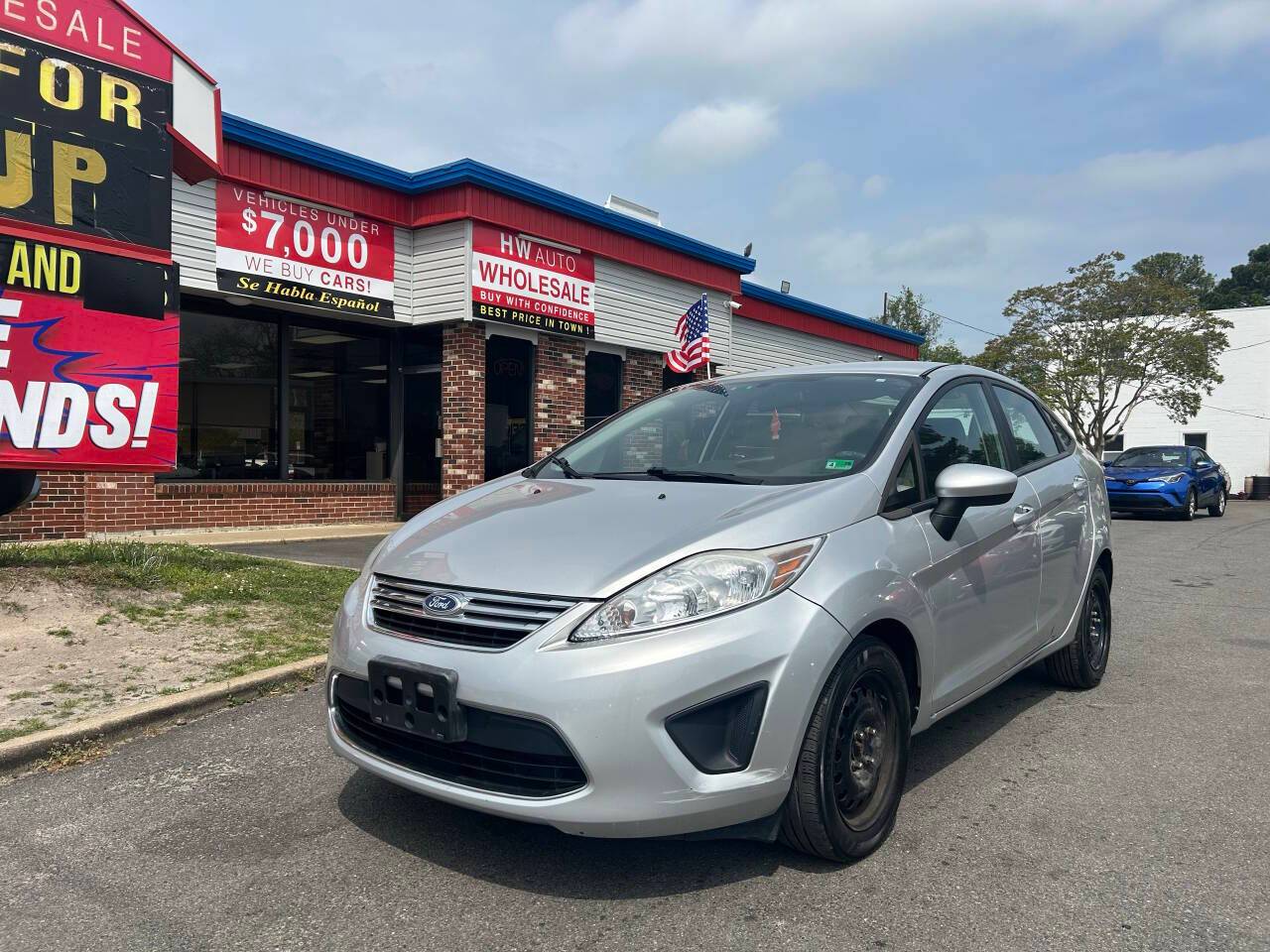 2012 Ford Fiesta SE — Sedan — 122,065 mi — Norfolk, VA