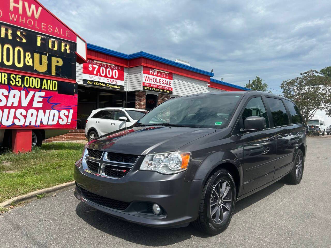 2017 Dodge Grand Caravan SXT — Minivan — 140,375 mi — Norfolk, VA
