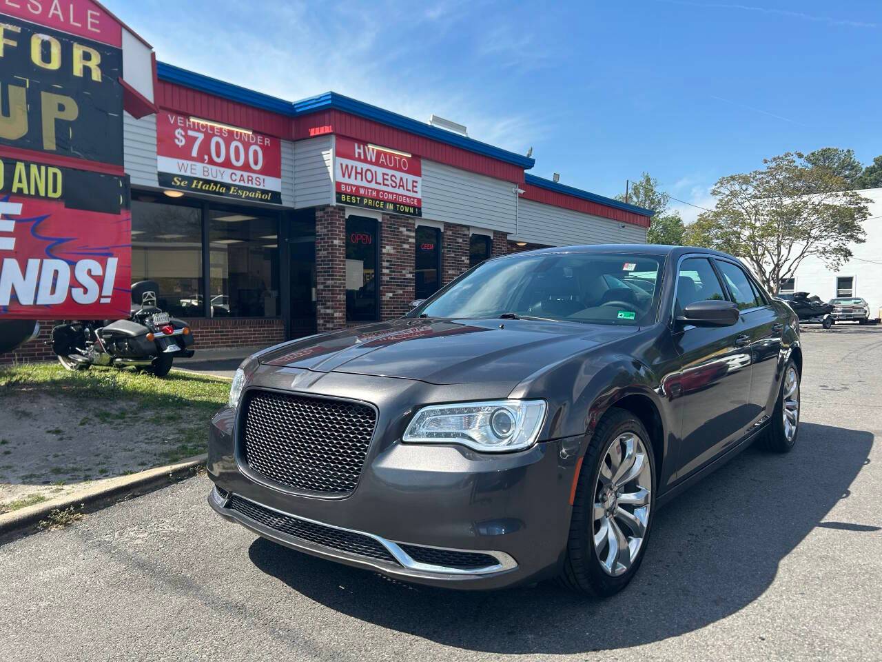 2019 Chrysler 300 Touring — Sedan — 92,466 mi — Norfolk, VA